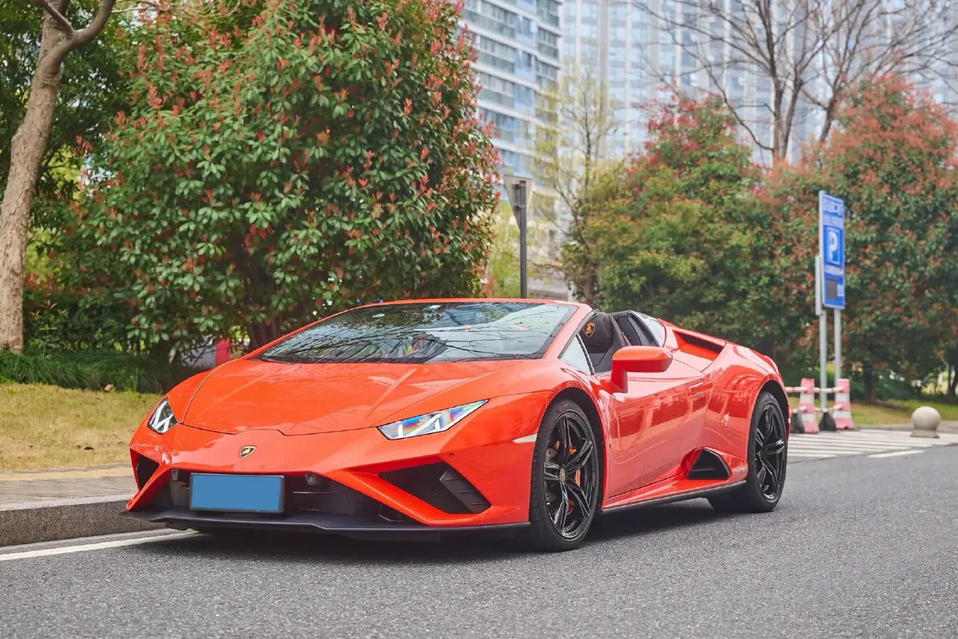 2019 Lamborghini Huracán 5.2L 640HP V10 7DCT,autocango,china used car exporter,china ev exporter,chinese used car exporter,chinese used ev exporter