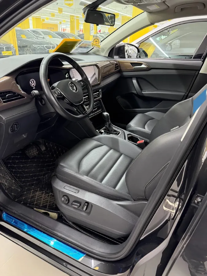 2022 Volkswagen Tharu 2.0T 186HP L4 7DCT,autocango,china used car exporter,china ev exporter,chinese used car exporter,chinese used ev exporter