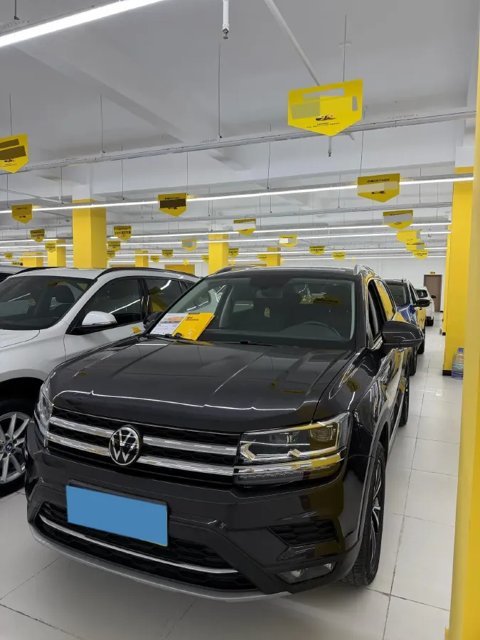 2022 Volkswagen Tharu 2.0T 186HP L4 7DCT,autocango,china used car exporter,china ev exporter,chinese used car exporter,chinese used ev exporter
