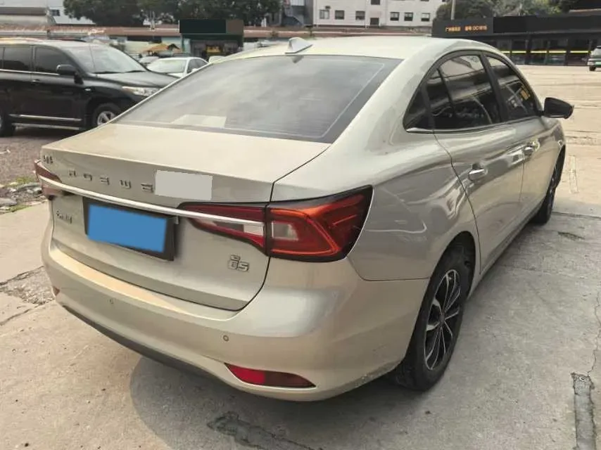 2020 Roewe i5 1.5L 120HP L4 CVT,autocango,china used car exporter,china ev exporter,chinese used car exporter,chinese used ev exporter