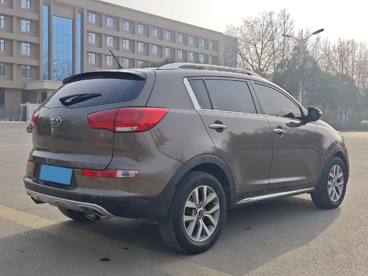 2016 Kia Sportage R 2.0L 165HP L4 6AT,autocango,china used car exporter,china ev exporter,chinese used car exporter,chinese used ev exporter
