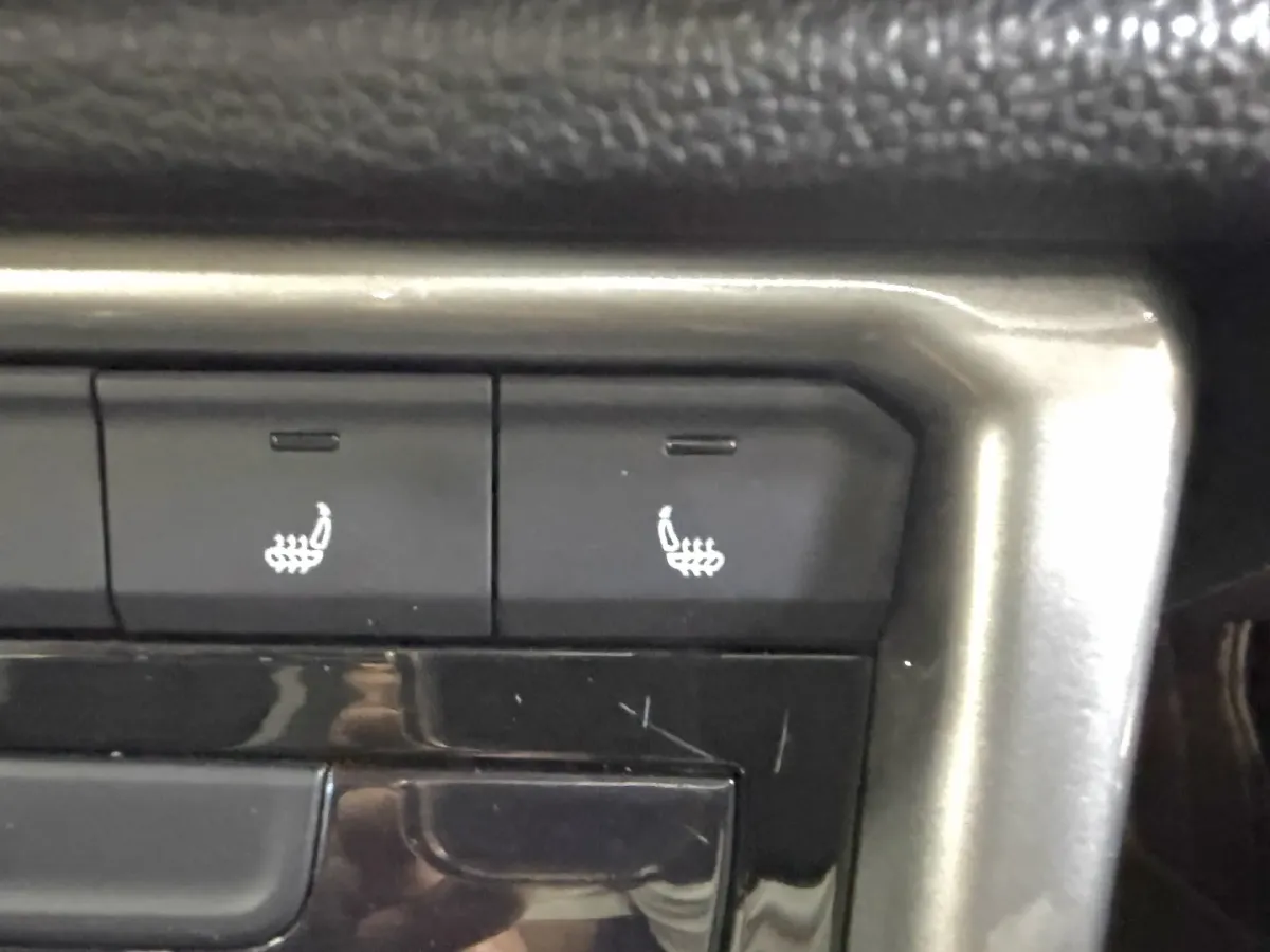 2023 Volkswagen T-Roc 1.4T 150HP L4 7DCT,autocango,china used car exporter,china ev exporter,chinese used car exporter,chinese used ev exporter