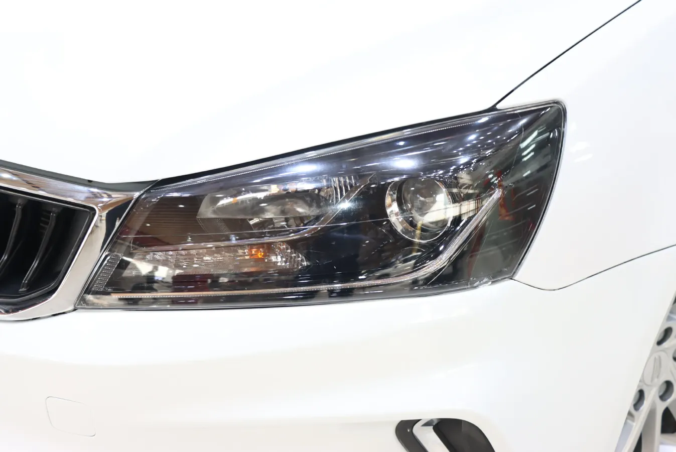 2021 BaoJun 530 1.5T 147HP L4 CVT,autocango,china used car exporter,china ev exporter,chinese used car exporter,chinese used ev exporter