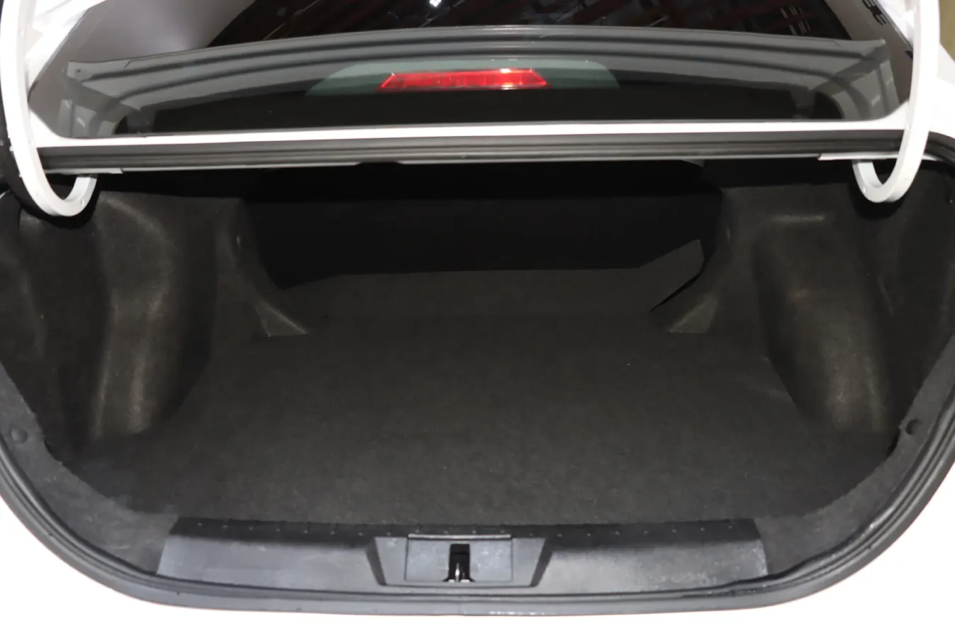 2021 BaoJun 530 1.5T 147HP L4 CVT,autocango,china used car exporter,china ev exporter,chinese used car exporter,chinese used ev exporter