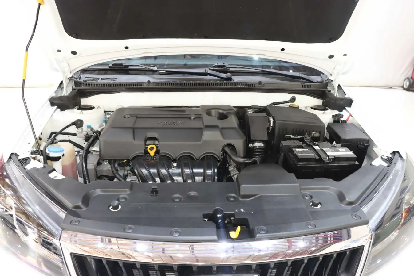 2021 BaoJun 530 1.5T 147HP L4 CVT,autocango,china used car exporter,china ev exporter,chinese used car exporter,chinese used ev exporter