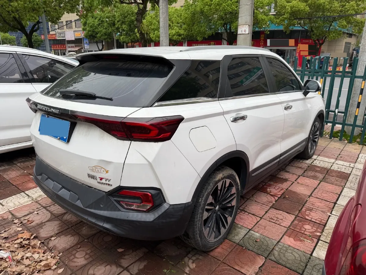 2020 Bestune T77 1.5T 169HP L4 7DCT,autocango,china used car exporter,china ev exporter,chinese used car exporter,chinese used ev exporter