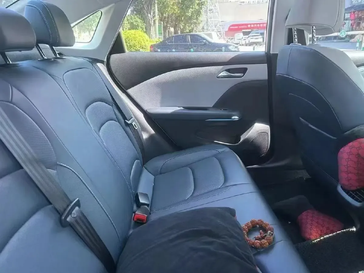 2023 Chevrolet Monza 1.5L 113HP L4 6DCT,autocango,china used car exporter,china ev exporter,chinese used car exporter,chinese used ev exporter