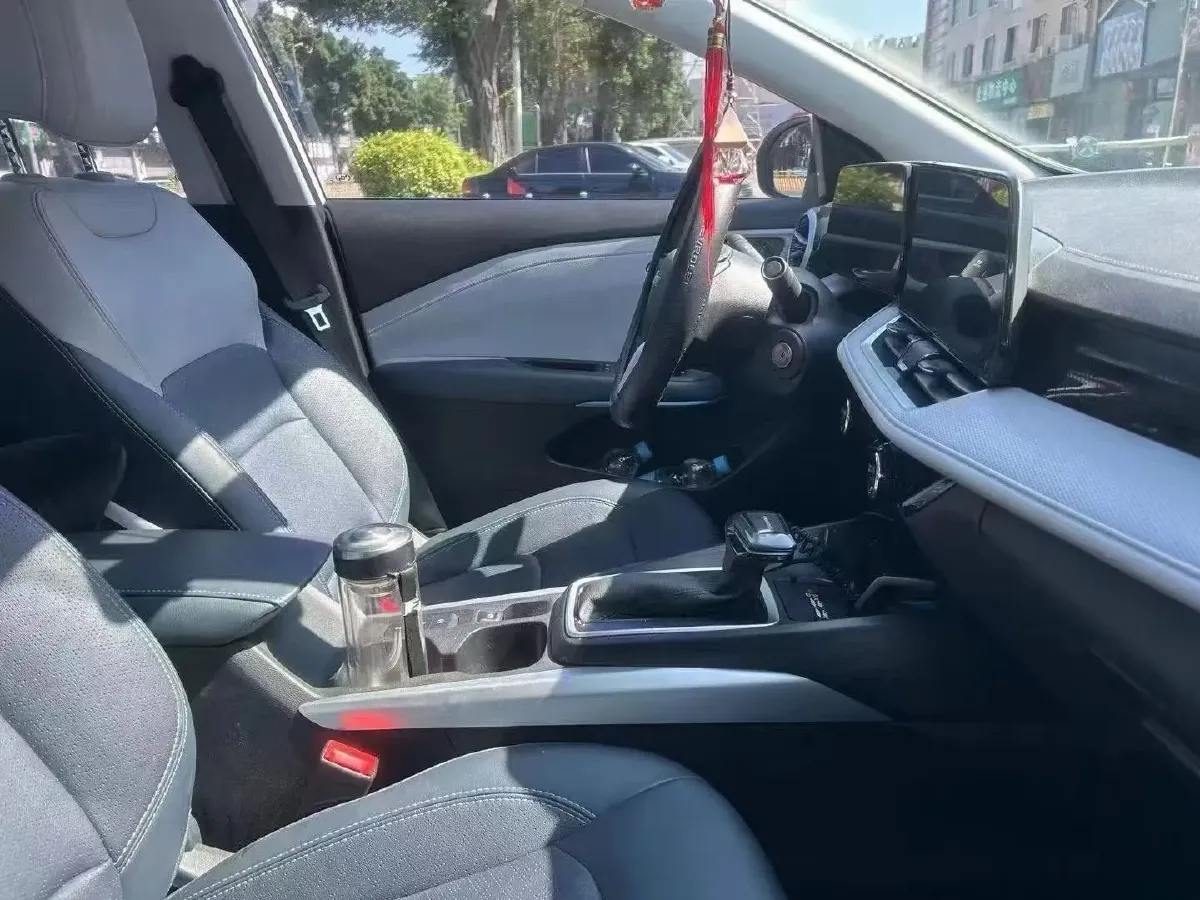 2023 Chevrolet Monza 1.5L 113HP L4 6DCT,autocango,china used car exporter,china ev exporter,chinese used car exporter,chinese used ev exporter