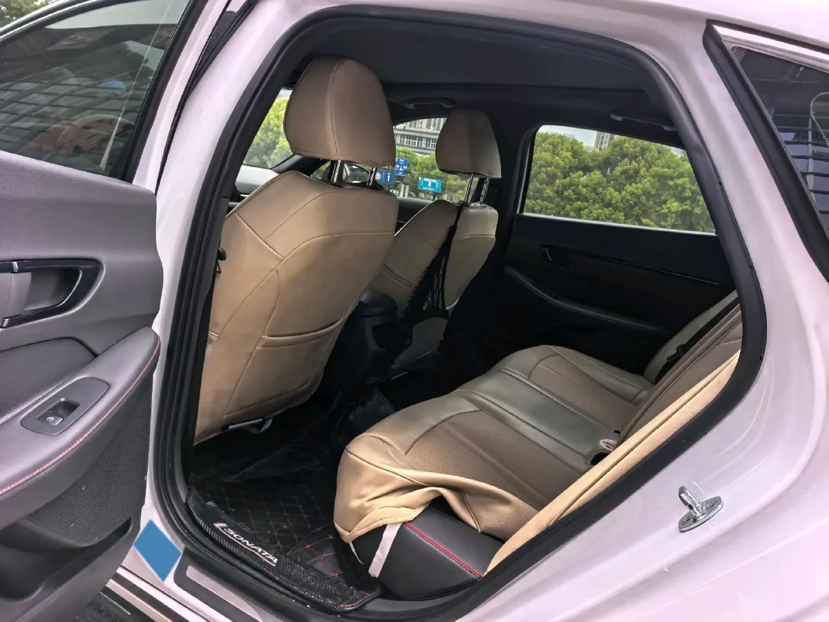 2020 Hyundai Sonata 2.0T 240HP L4 8AT,autocango,china used car exporter,china ev exporter,chinese used car exporter,chinese used ev exporter