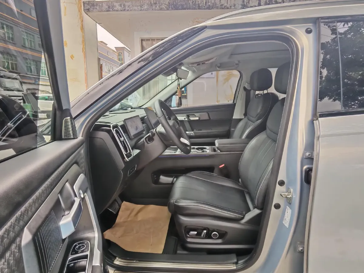 2023 Chery Exploration 06 1.6T 197HP L4 7DCT,autocango,china used car exporter,china ev exporter,chinese used car exporter,chinese used ev exporter