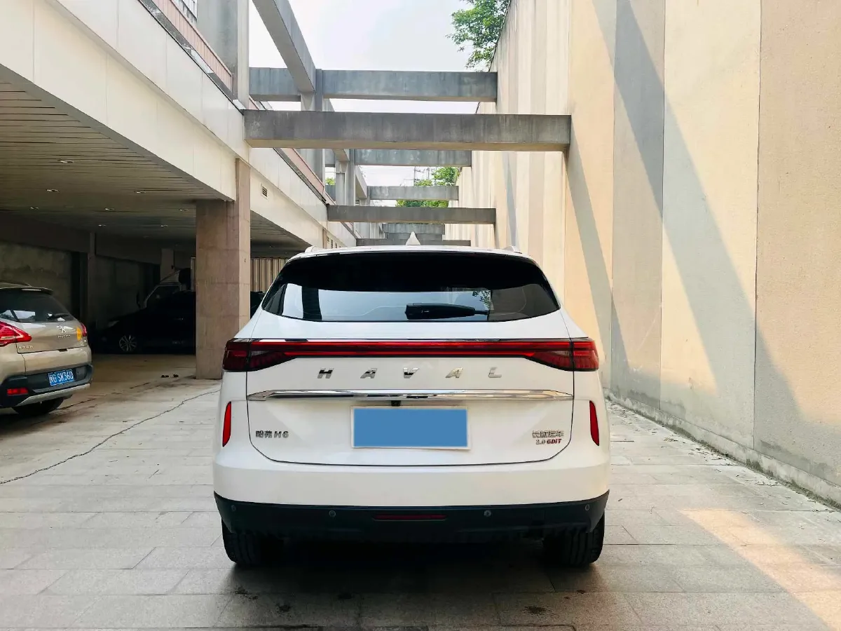 2021 Haval H6 2.0T 211HP L4 7DCT,autocango,china used car exporter,china ev exporter,chinese used car exporter,chinese used ev exporter