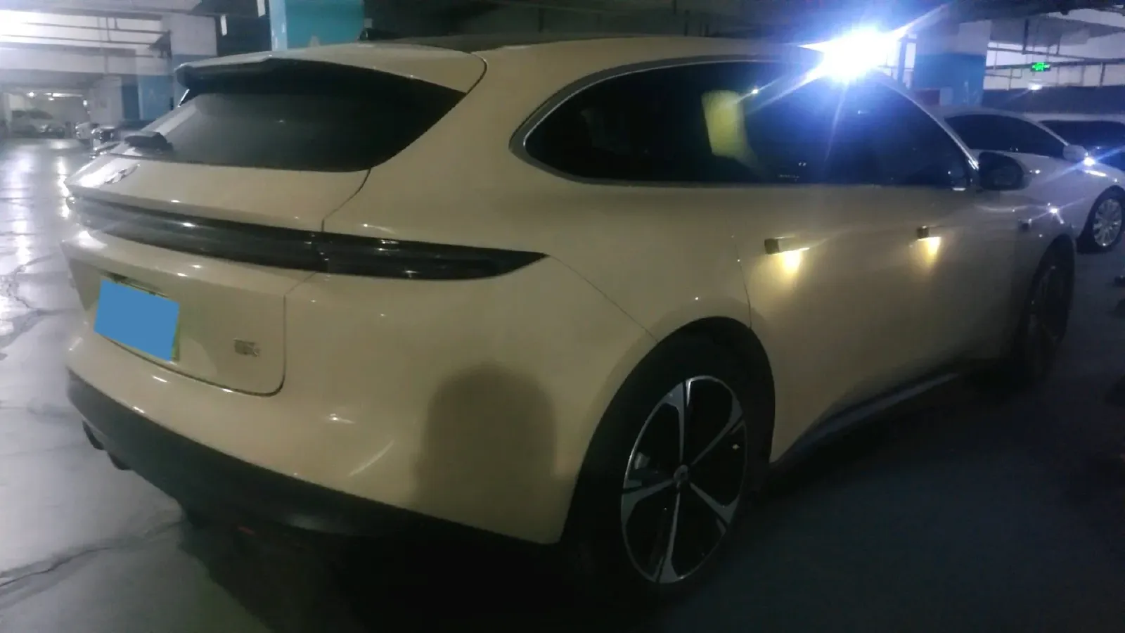 2024 NIO ET5T BEV 75KWH,autocango,china used car exporter,china ev exporter,chinese used car exporter,chinese used ev exporter