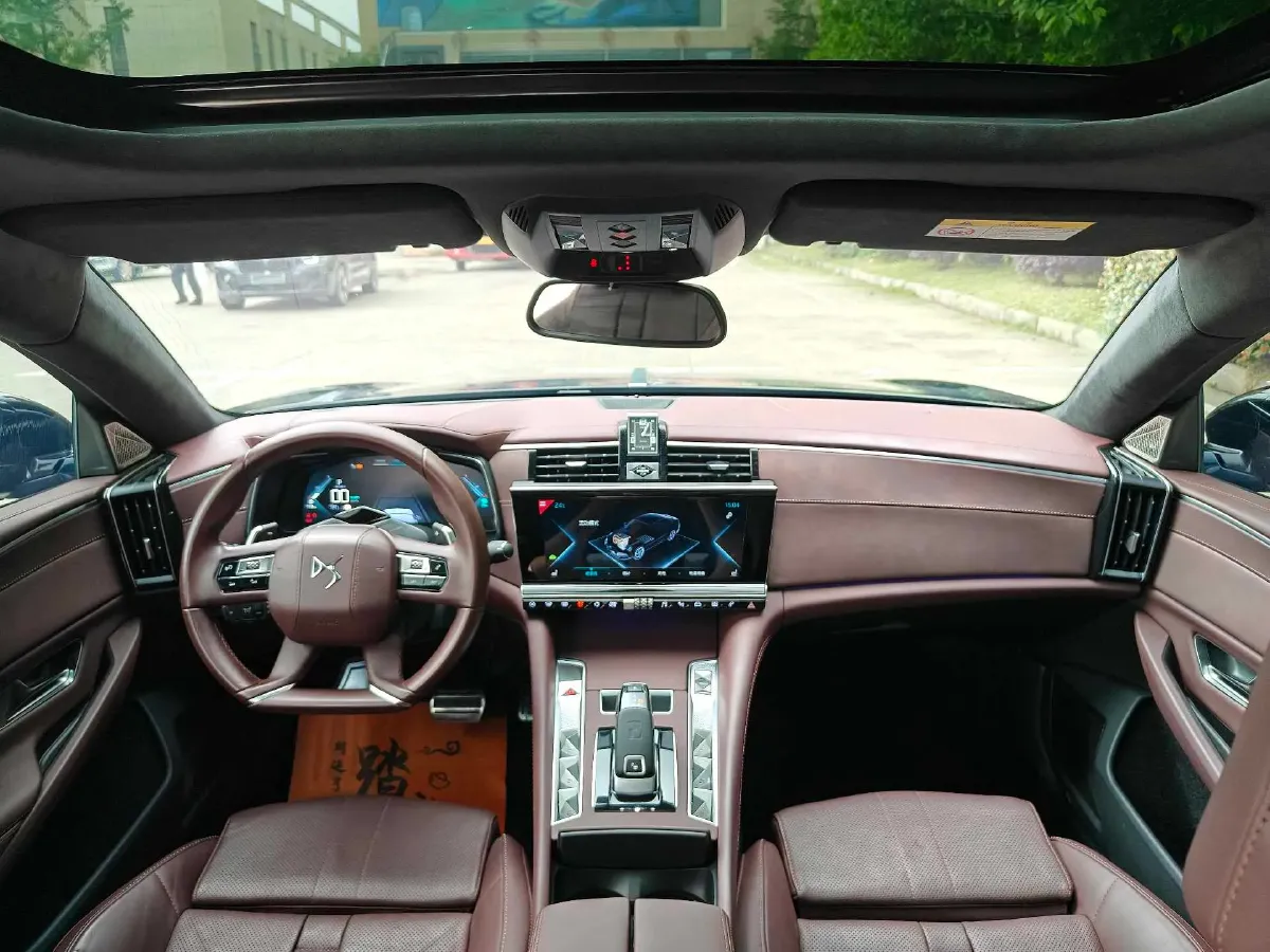 2021 Volvo S60 PHEV 2.0T 303HP L4 8AT PHEV 11.6KWH,autocango,china used car exporter,china ev exporter,chinese used car exporter,chinese used ev exporter