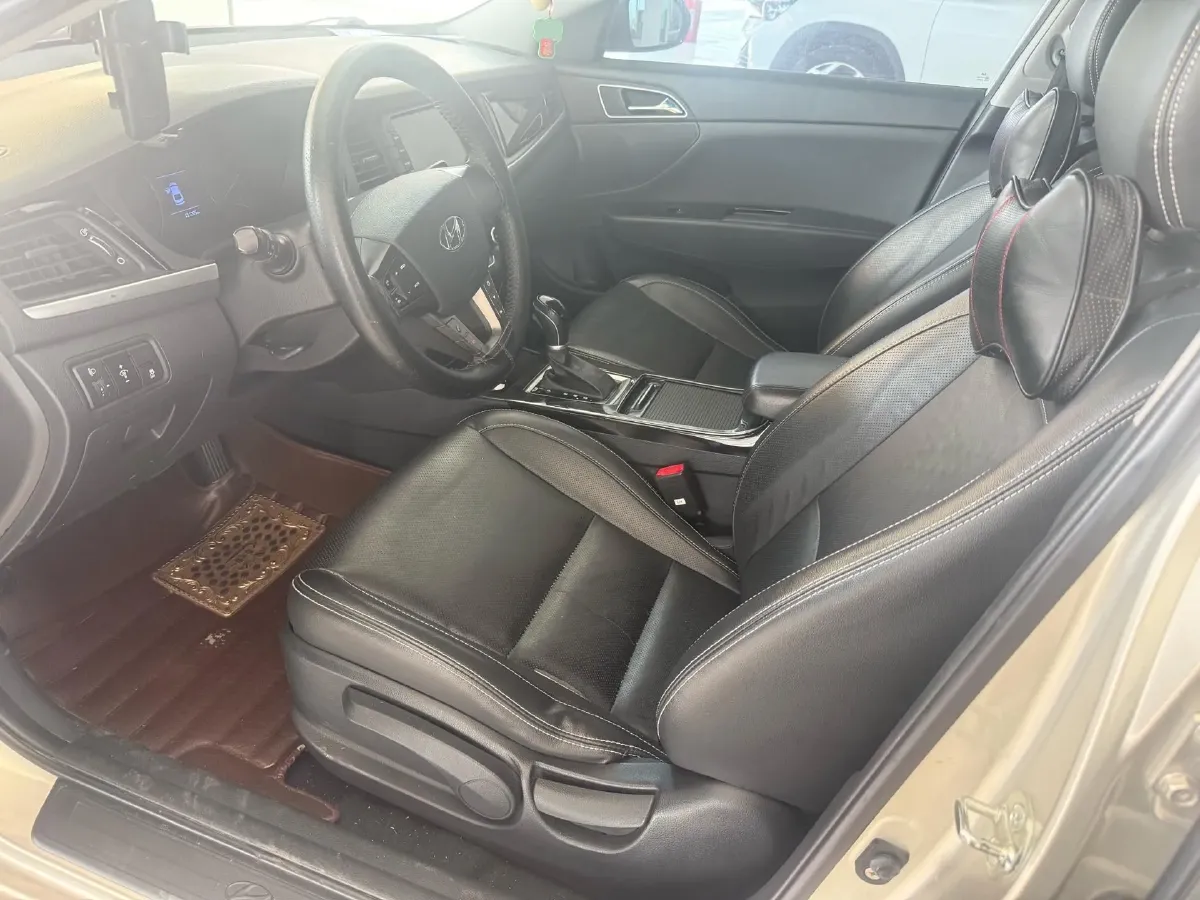2017 Hyundai Mistra 1.6T 175HP L4 7DCT,autocango,china used car exporter,china ev exporter,chinese used car exporter,chinese used ev exporter