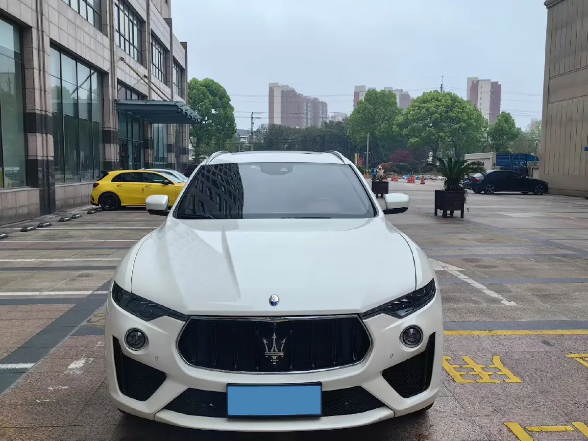 2019 Maserati Levante 3.8T 550HP V8 8AT,autocango,china used car exporter,china ev exporter,chinese used car exporter,chinese used ev exporter