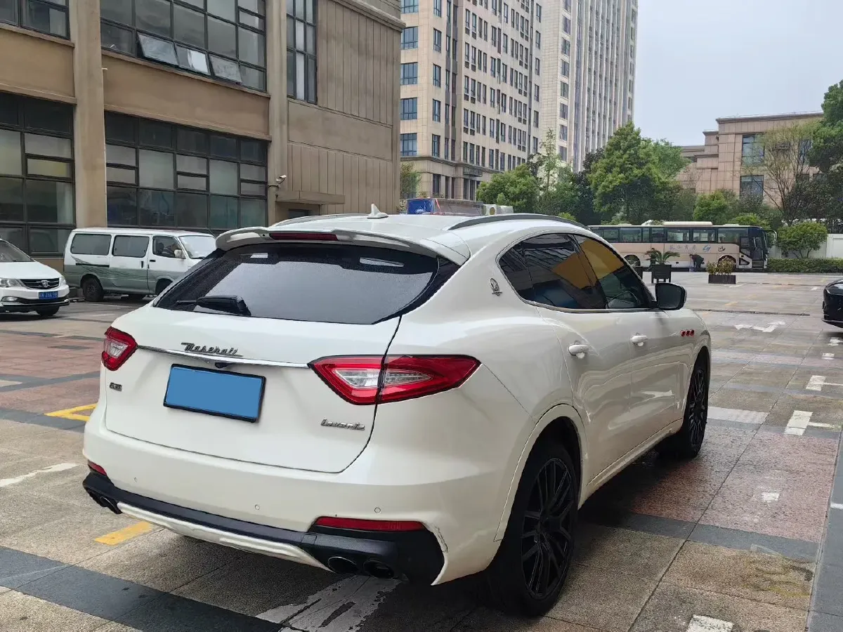 2019 Maserati Levante 3.8T 550HP V8 8AT,autocango,china used car exporter,china ev exporter,chinese used car exporter,chinese used ev exporter