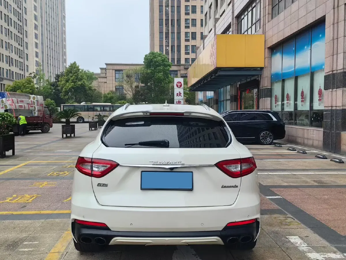 2019 Maserati Levante 3.8T 550HP V8 8AT,autocango,china used car exporter,china ev exporter,chinese used car exporter,chinese used ev exporter