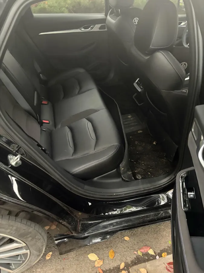 2024 Geely Preface 2.0T 190HP L4 7DCT,autocango,china used car exporter,china ev exporter,chinese used car exporter,chinese used ev exporter