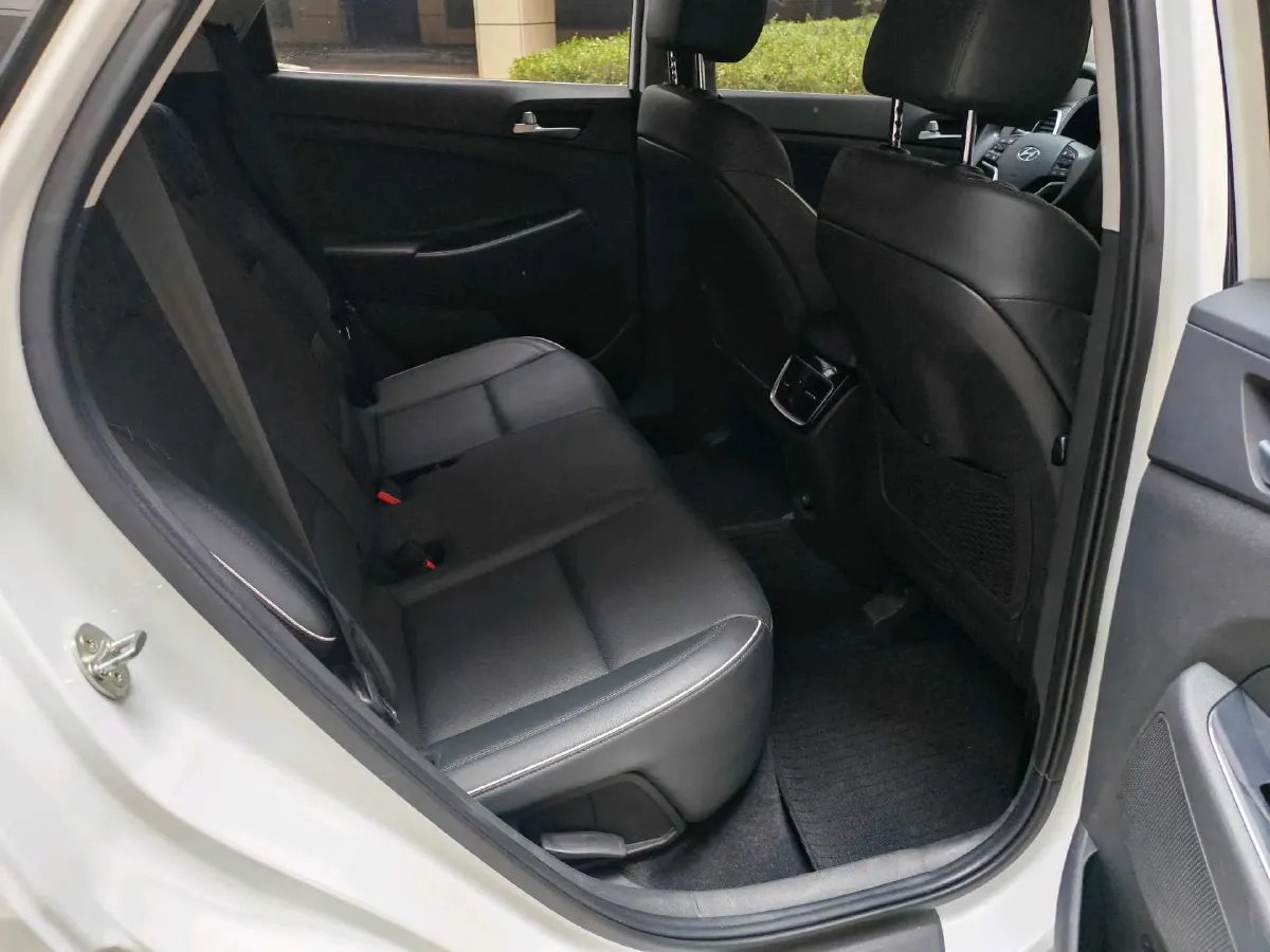 2020 Hyundai Tucson 1.6T 177HP L4 7DCT,autocango,china used car exporter,china ev exporter,chinese used car exporter,chinese used ev exporter