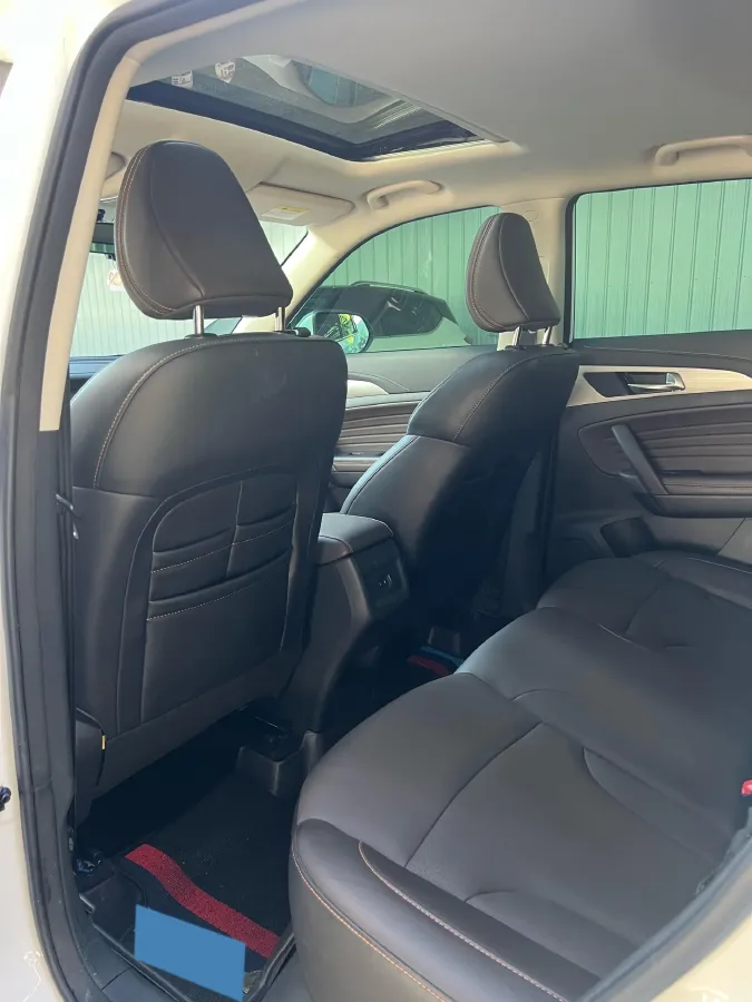 2019 ChangAn CS35 Plus 1.6L 128HP L4 5MT,autocango,china used car exporter,china ev exporter,chinese used car exporter,chinese used ev exporter