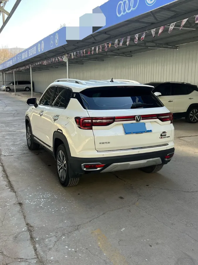 2019 ChangAn CS35 Plus 1.6L 128HP L4 5MT,autocango,china used car exporter,china ev exporter,chinese used car exporter,chinese used ev exporter