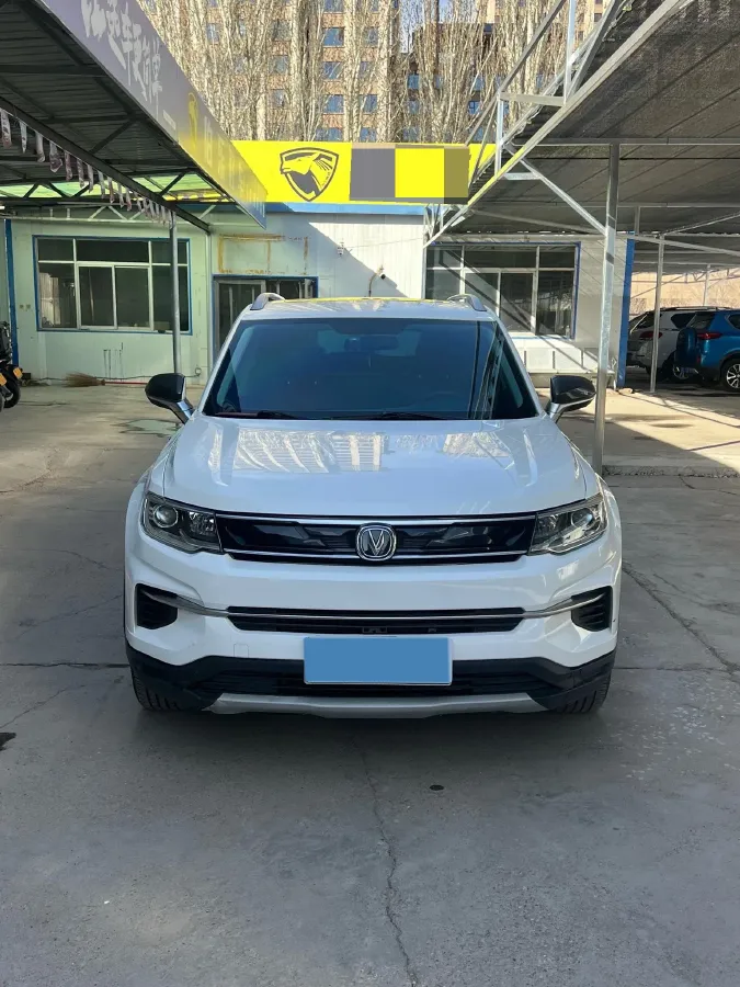 2019 ChangAn CS35 Plus 1.6L 128HP L4 5MT,autocango,china used car exporter,china ev exporter,chinese used car exporter,chinese used ev exporter