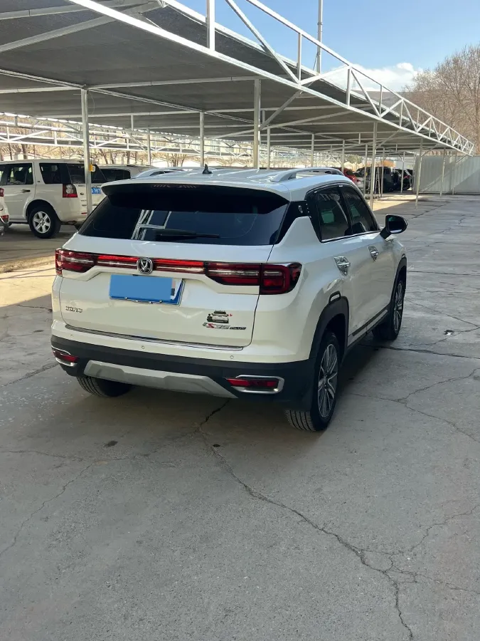 2019 ChangAn CS35 Plus 1.6L 128HP L4 5MT,autocango,china used car exporter,china ev exporter,chinese used car exporter,chinese used ev exporter