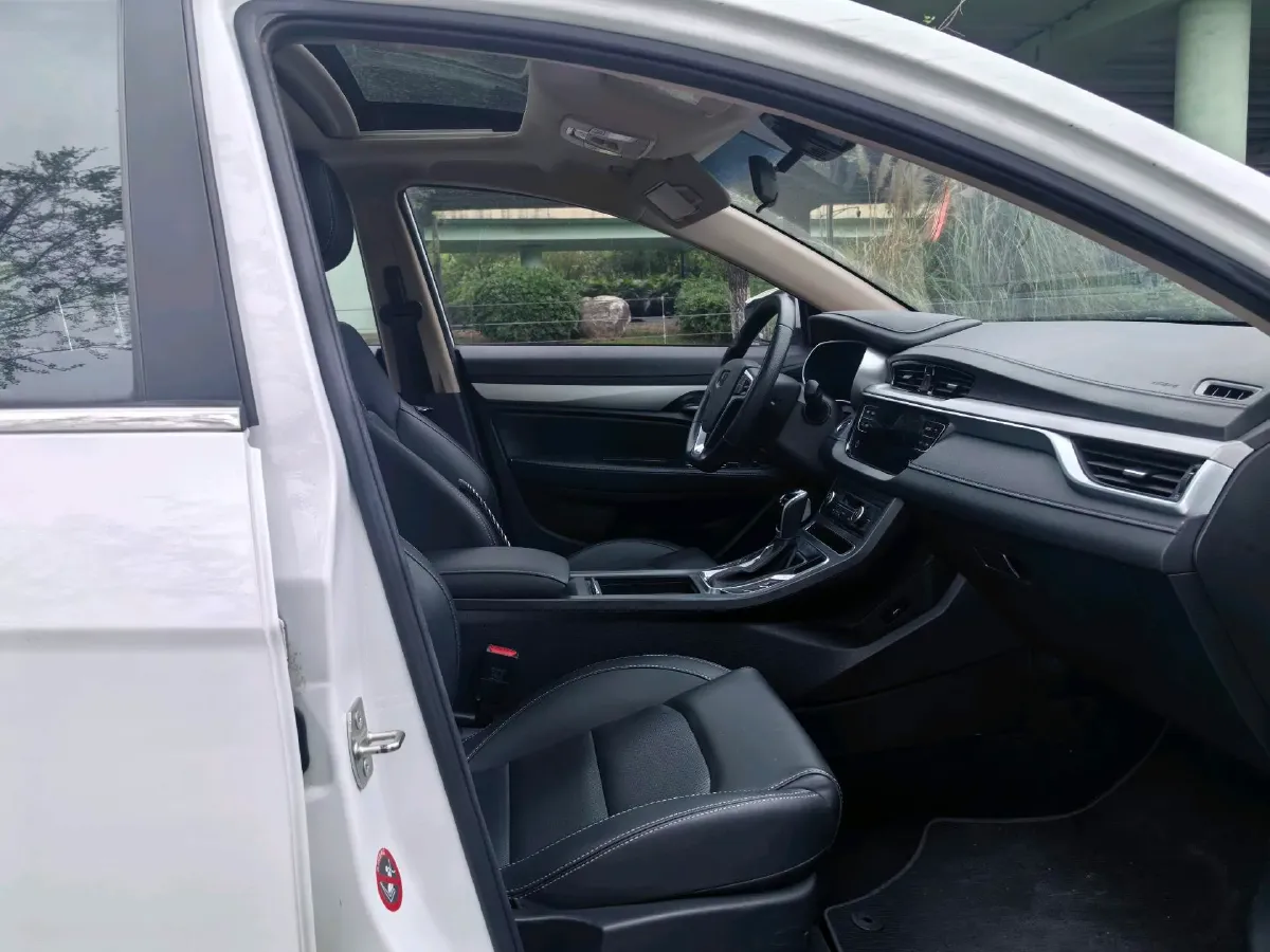 2018 Geely Emgrand 1.5L 109HP L4 CVT,autocango,china used car exporter,china ev exporter,chinese used car exporter,chinese used ev exporter