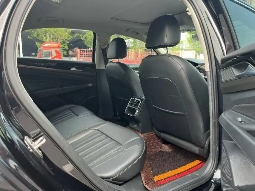 2020 Volkswagen Passat 1.4T 150HP L4 7DCT,autocango,china used car exporter,china ev exporter,chinese used car exporter,chinese used ev exporter