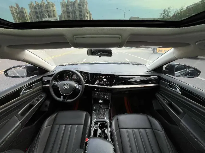 2020 Volkswagen Passat 1.4T 150HP L4 7DCT,autocango,china used car exporter,china ev exporter,chinese used car exporter,chinese used ev exporter