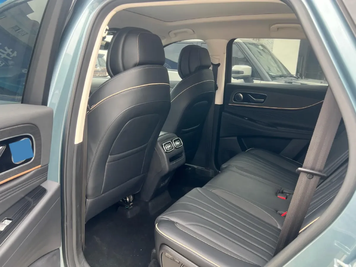 2023 Chery Tiggo 9 2.0T 261HP L4 7DCT,autocango,china used car exporter,china ev exporter,chinese used car exporter,chinese used ev exporter