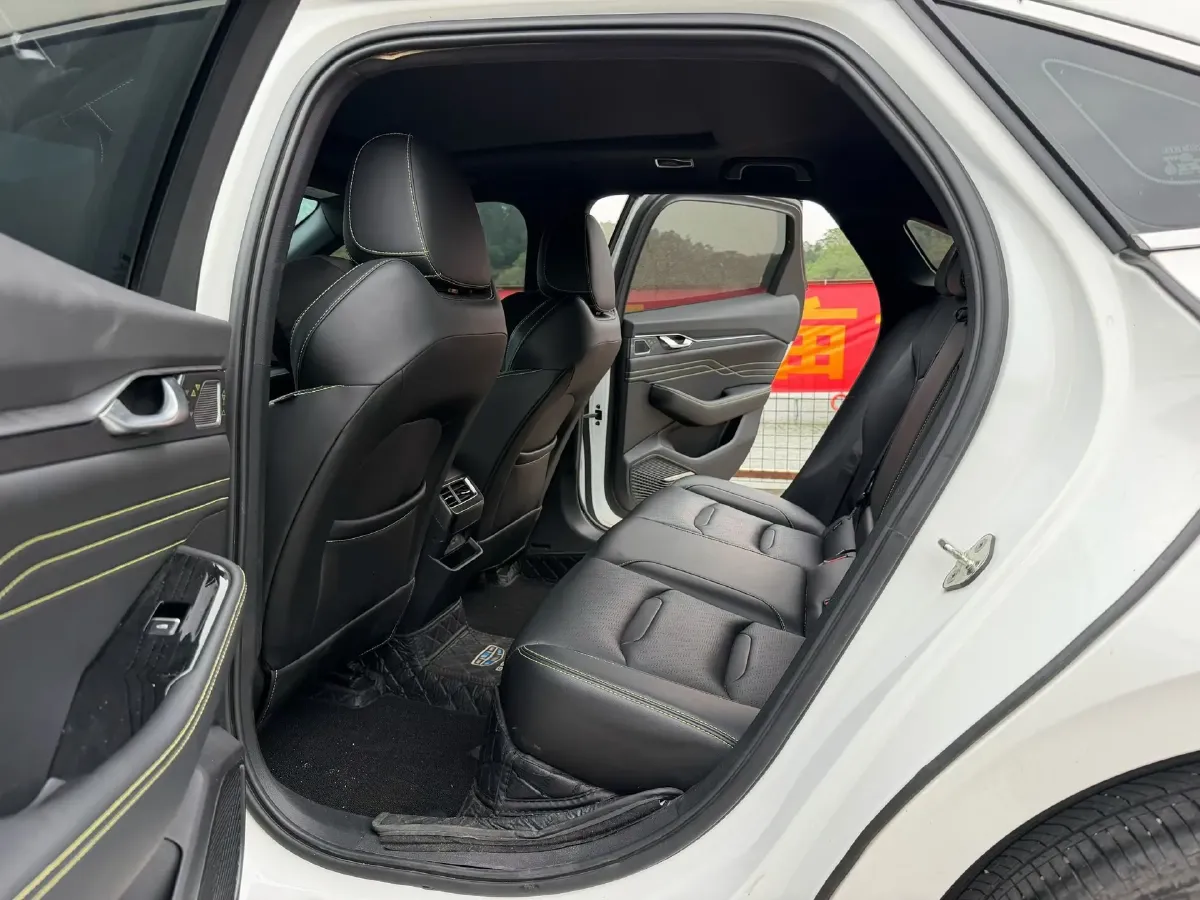 2023 Geely Preface 1.5T 181HP L4 7DCT,autocango,china used car exporter,china ev exporter,chinese used car exporter,chinese used ev exporter