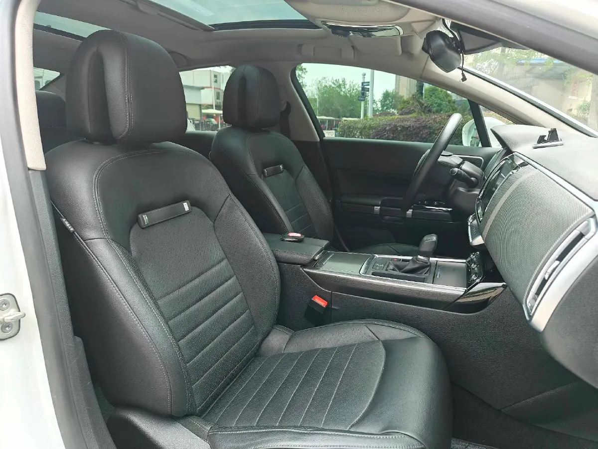 2017 Citroen C6 1.8T 204HP L4 6AT,autocango,china used car exporter,china ev exporter,chinese used car exporter,chinese used ev exporter