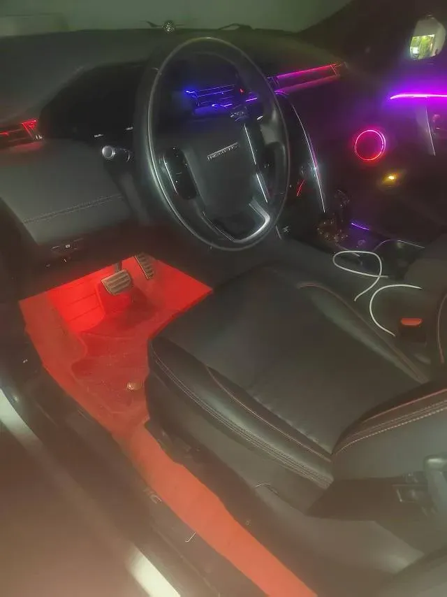 2020 Land Rover Discovery Sport 2.0T 249HP L4 9AT,autocango,china used car exporter,china ev exporter,chinese used car exporter,chinese used ev exporter