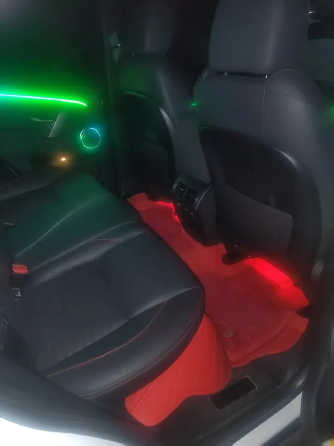 2020 Land Rover Discovery Sport 2.0T 249HP L4 9AT,autocango,china used car exporter,china ev exporter,chinese used car exporter,chinese used ev exporter