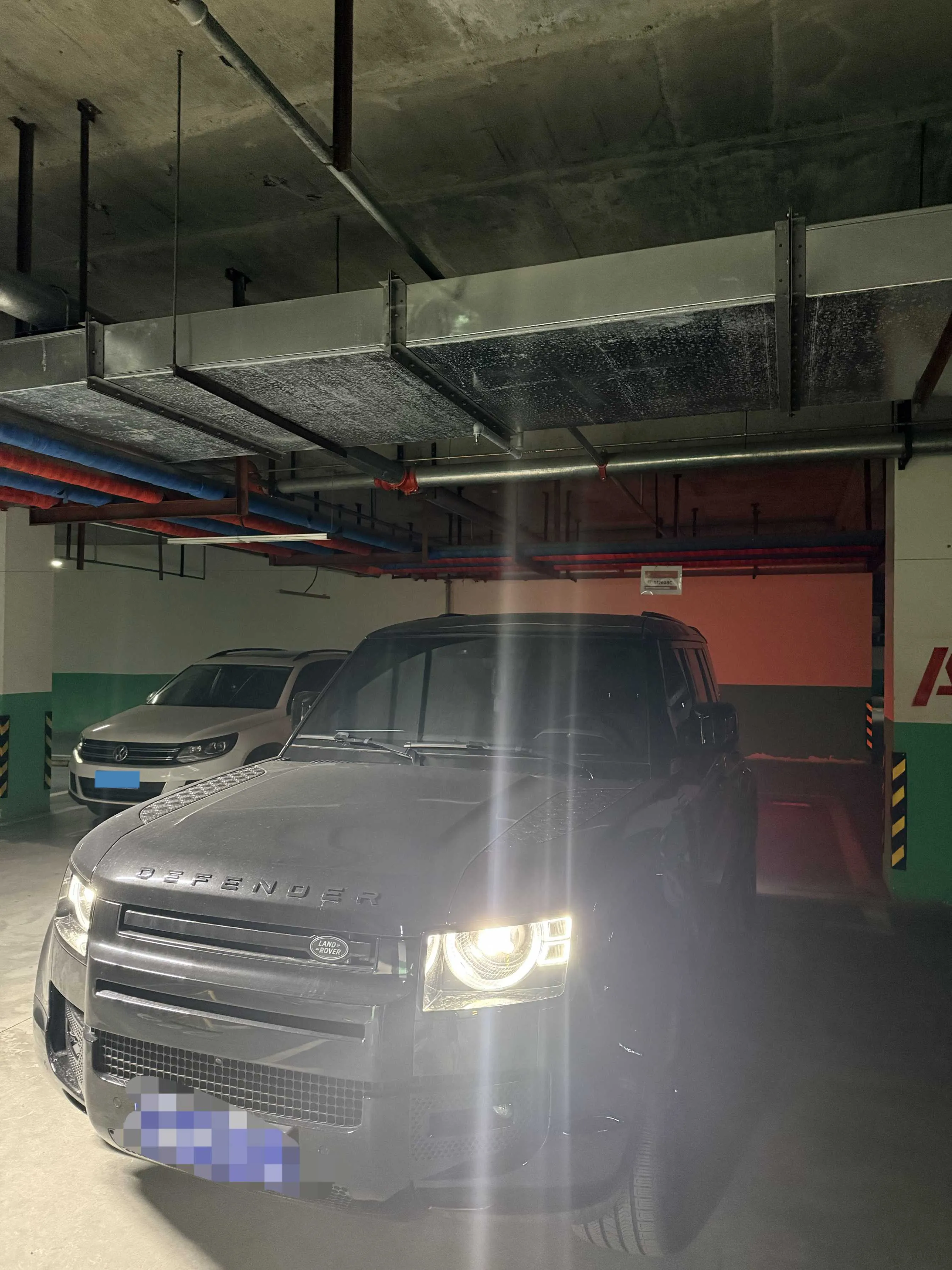 2024 Land Rover Defender 3.0T 400HP L6 8AT