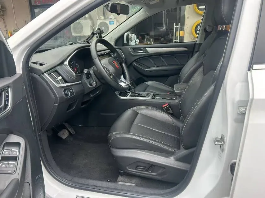 2020 Roewe i6 1.5T 169HP L4 7DCT,autocango,china used car exporter,china ev exporter,chinese used car exporter,chinese used ev exporter