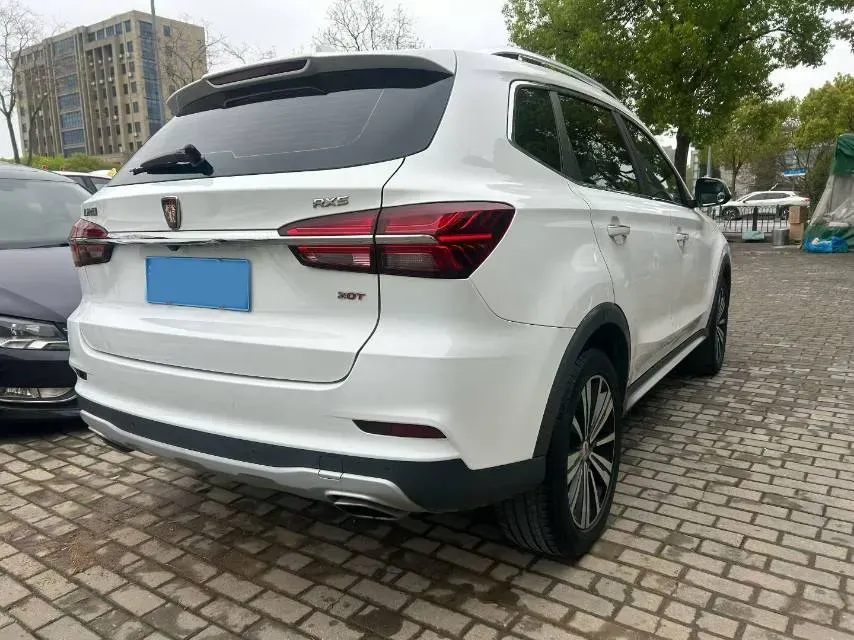 2020 Roewe i6 1.5T 169HP L4 7DCT,autocango,china used car exporter,china ev exporter,chinese used car exporter,chinese used ev exporter