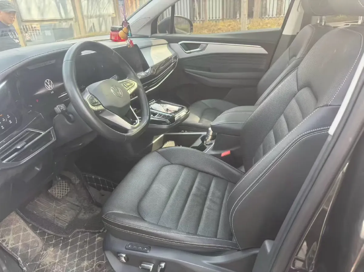 2021 Volkswagen Talagon 2.0T 220HP L4 7DCT,autocango,china used car exporter,china ev exporter,chinese used car exporter,chinese used ev exporter