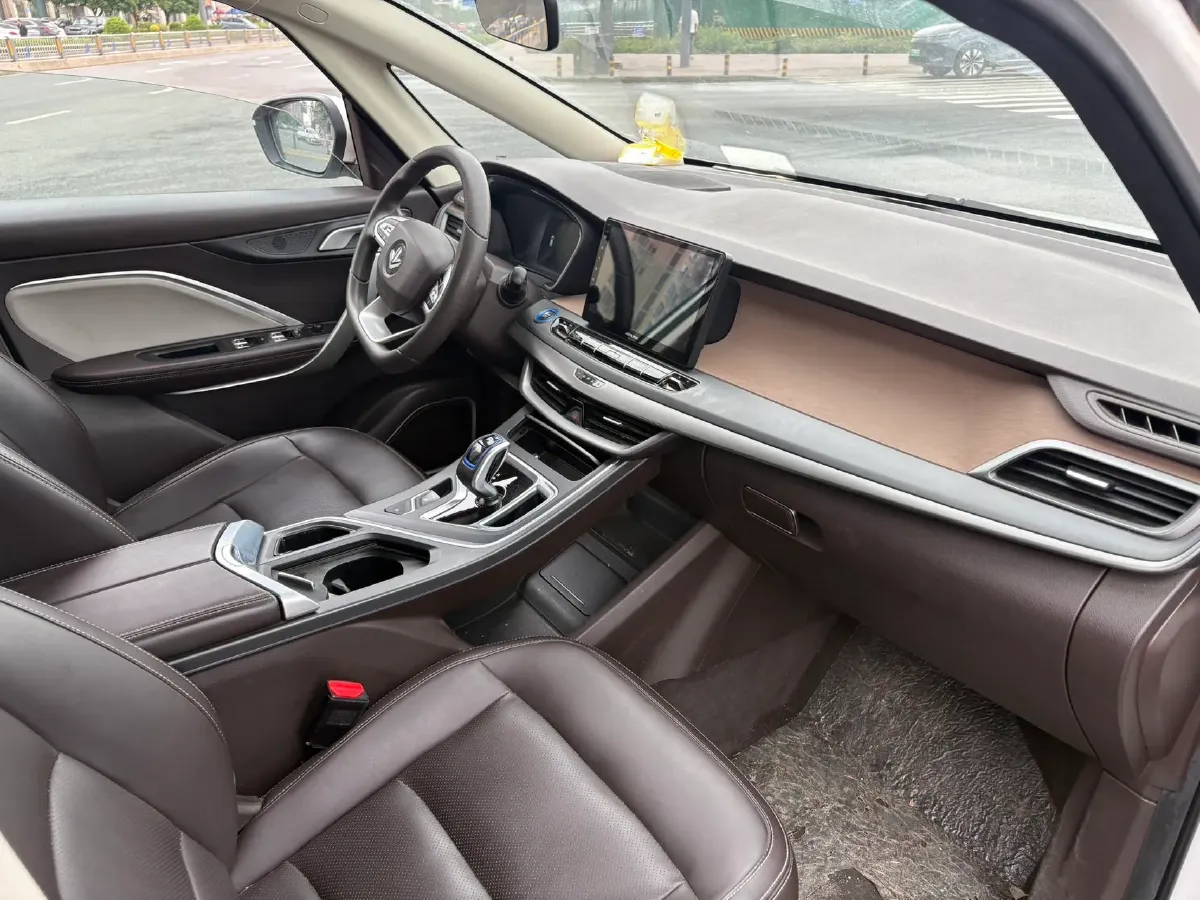 2021 Livan Maple 80v BEV 53KWH,autocango,china used car exporter,china ev exporter,chinese used car exporter,chinese used ev exporter