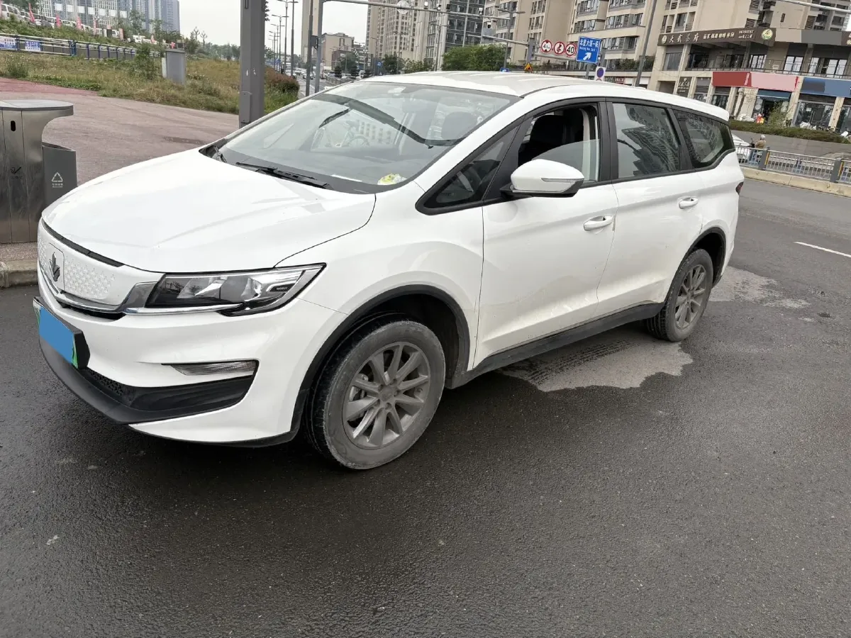 2021 Livan Maple 80v BEV 53KWH,autocango,china used car exporter,china ev exporter,chinese used car exporter,chinese used ev exporter