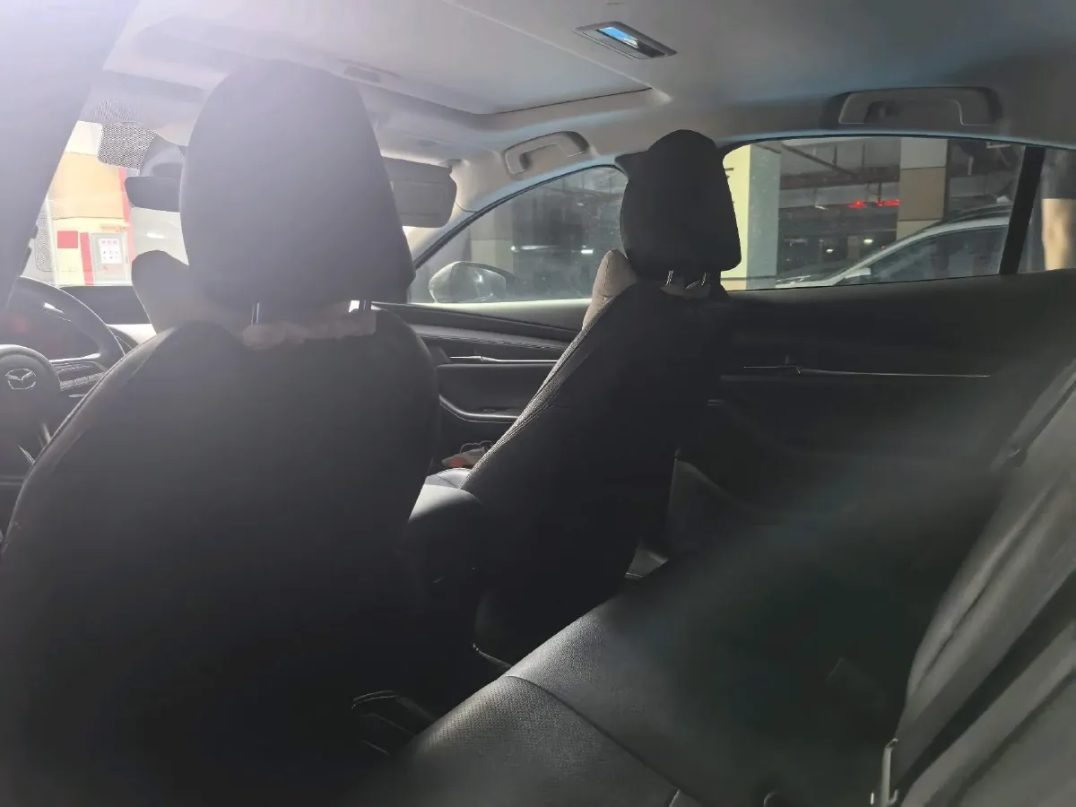 2020 Mazda 3 Axela 2.0L 158HP L4 6AT,autocango,china used car exporter,china ev exporter,chinese used car exporter,chinese used ev exporter