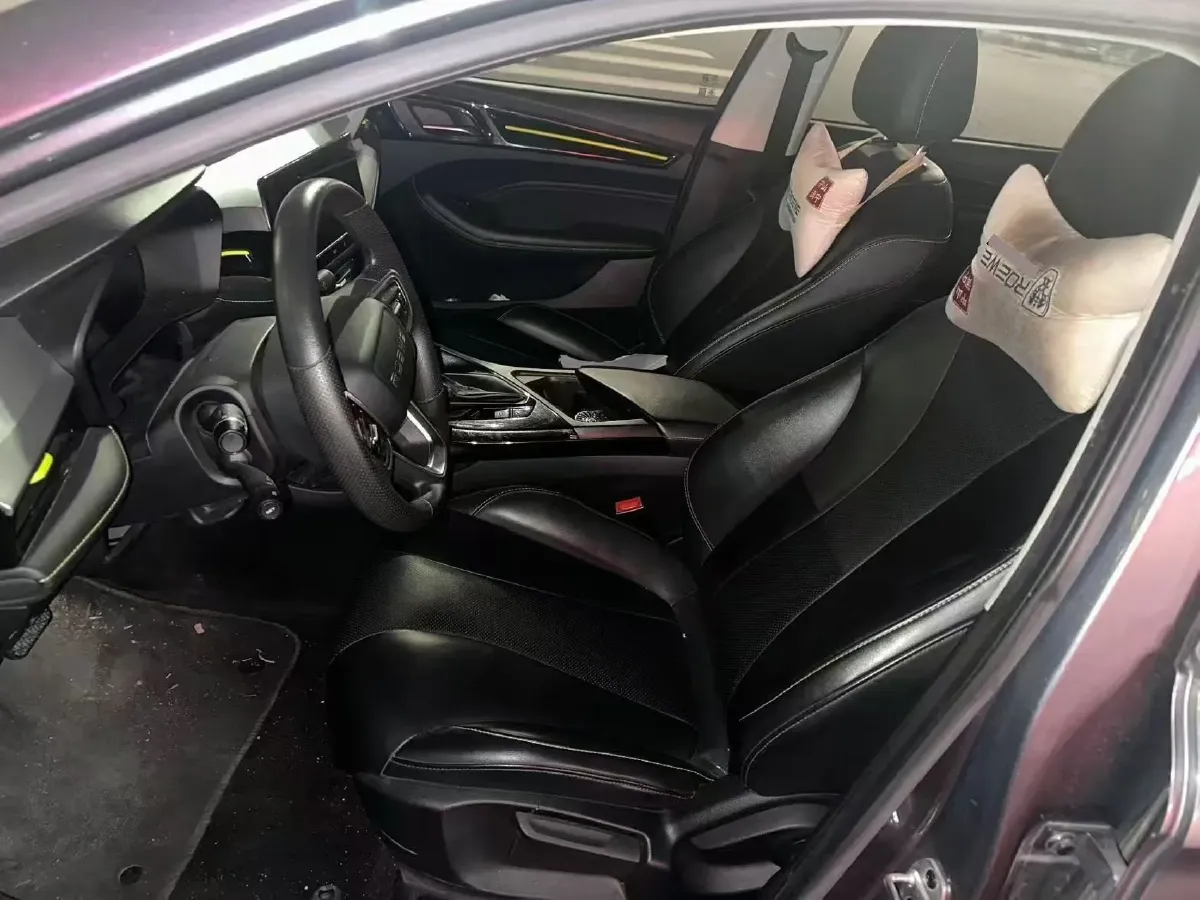 2021 Roewe i5 1.5L 120HP L4 CVT,autocango,china used car exporter,china ev exporter,chinese used car exporter,chinese used ev exporter