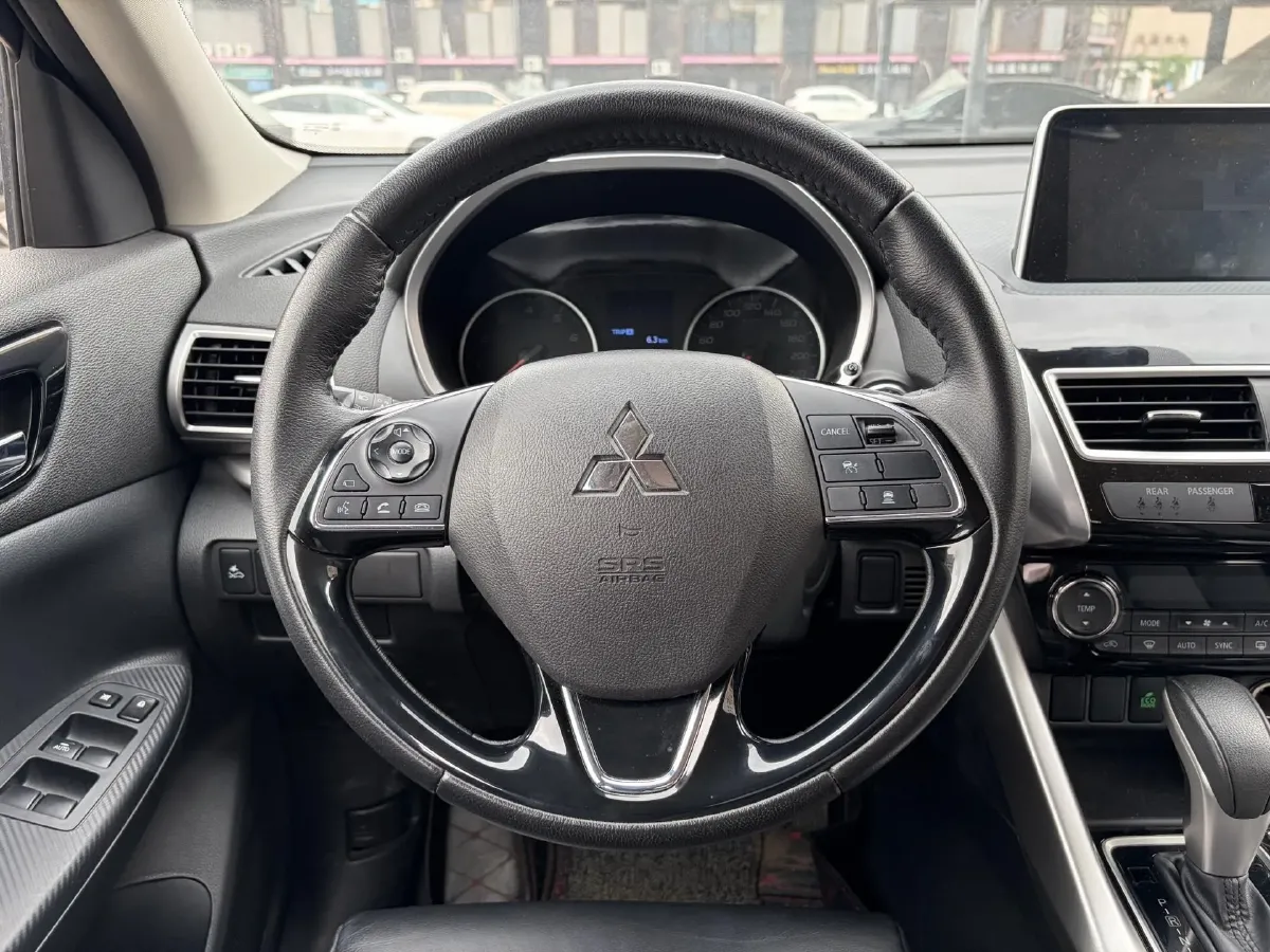 2018 Mitsubishi Eclipse Cross 1.5T 170HP L4 CVT,autocango,china used car exporter,china ev exporter,chinese used car exporter,chinese used ev exporter