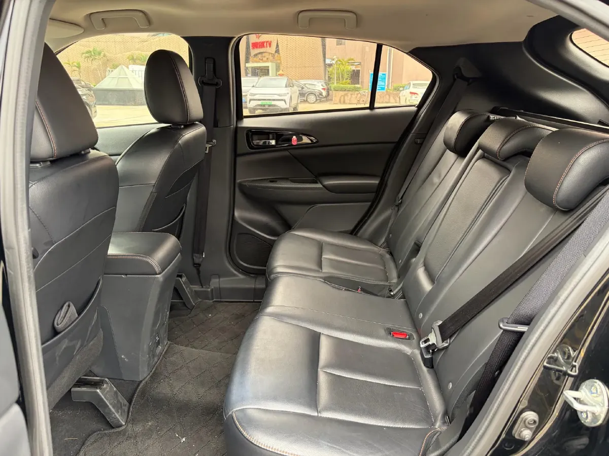 2018 Mitsubishi Eclipse Cross 1.5T 170HP L4 CVT,autocango,china used car exporter,china ev exporter,chinese used car exporter,chinese used ev exporter