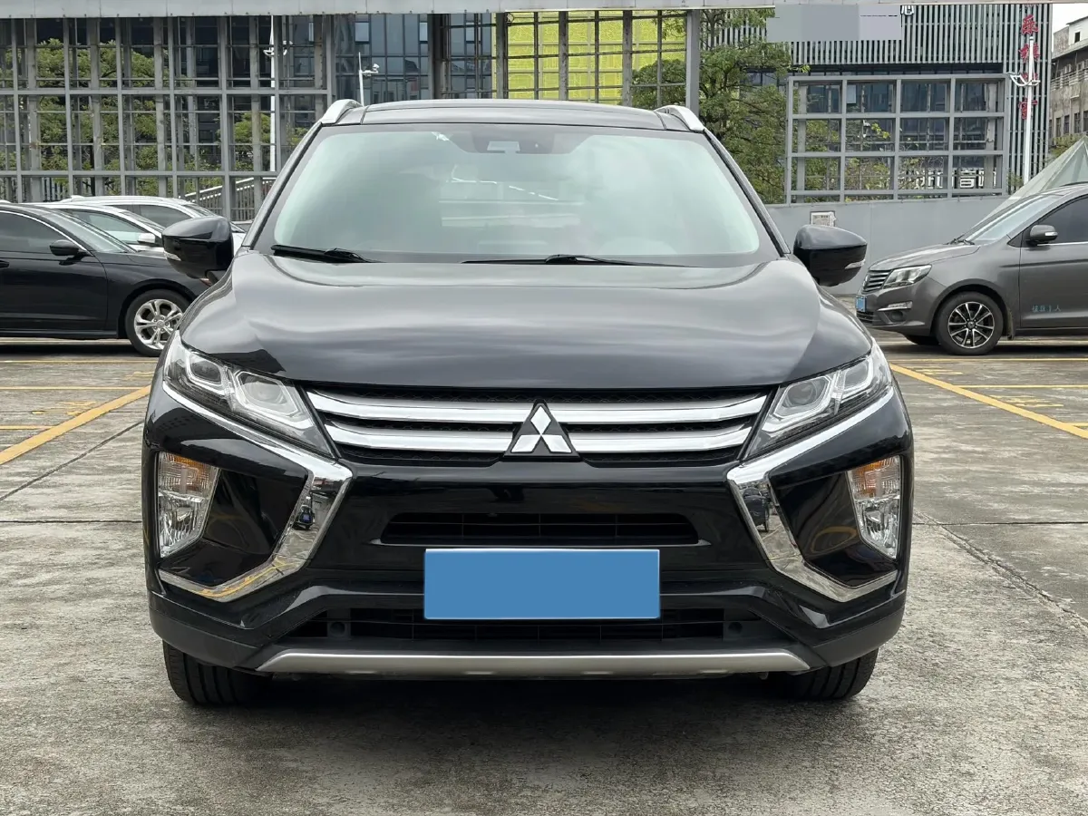 2018 Mitsubishi Eclipse Cross 1.5T 170HP L4 CVT,autocango,china used car exporter,china ev exporter,chinese used car exporter,chinese used ev exporter