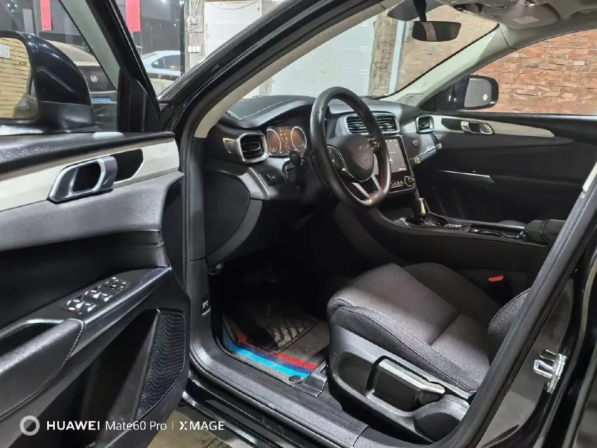 2019 Beijing BJ40 2.0T 218HP L4 6AT,autocango,china used car exporter,china ev exporter,chinese used car exporter,chinese used ev exporter