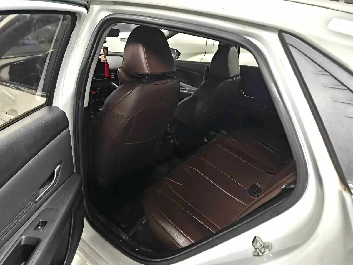 2021 Hyundai Elantra 1.5L 115HP L4 CVT,autocango,china used car exporter,china ev exporter,chinese used car exporter,chinese used ev exporter