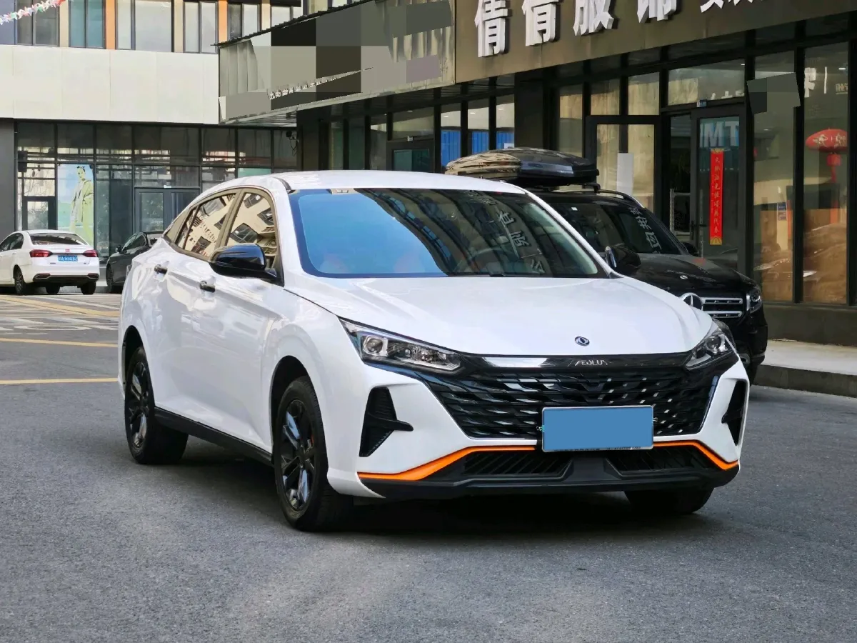 2023 DongFeng Aeolus YiXuan 1.5L 125HP L4 6DCT,autocango,china used car exporter,china ev exporter,chinese used car exporter,chinese used ev exporter