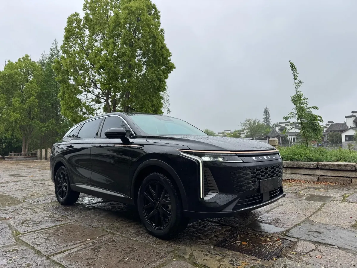2023 Exceed RX 2.0T 261HP L4 7DCT,autocango,china used car exporter,china ev exporter,chinese used car exporter,chinese used ev exporter